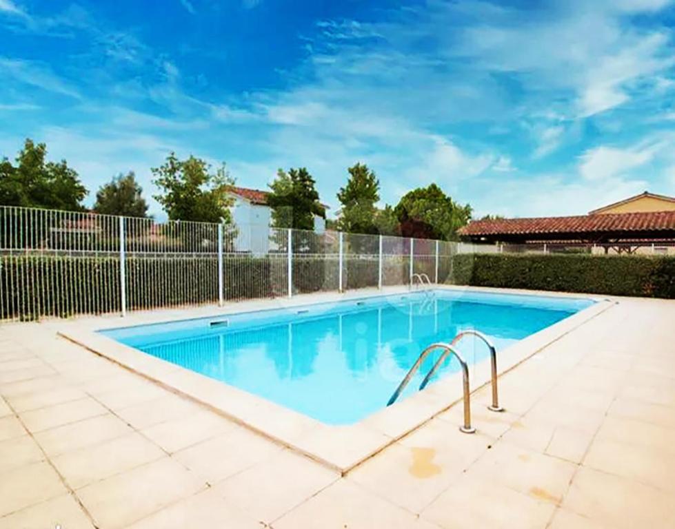 T2 Pool & Terrasse - Parking - Metro - Wifi Apartman Toulouse Kültér fotó
