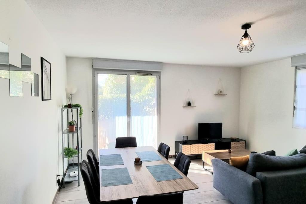 T2 Pool & Terrasse - Parking - Metro - Wifi Apartman Toulouse Kültér fotó